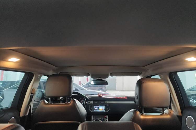 Used Land Rover Range Evoque 2016 2.0T PURE Style Edition Headliner