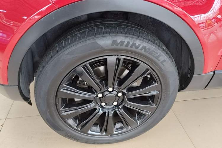 Used Land Rover Range Evoque 2016 2.0T SE Smart Glow Edition Left Front Wheel Hub