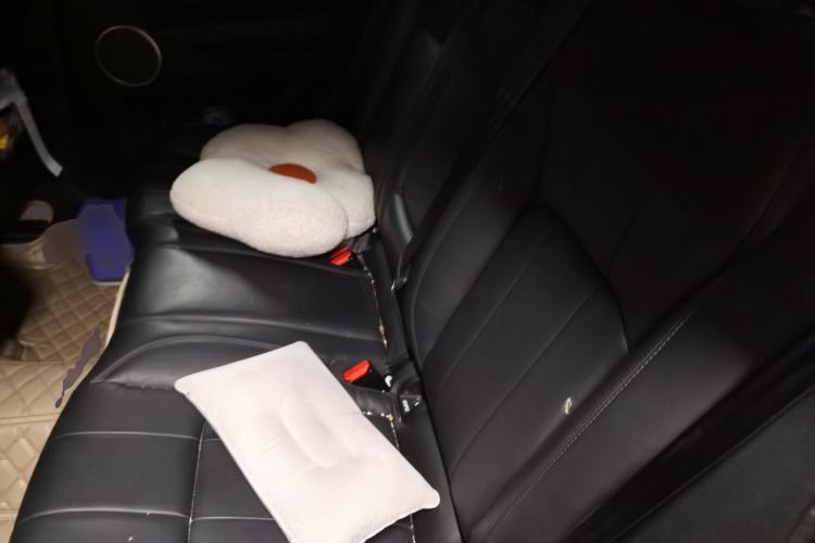 Used Land Rover Range Evoque 2016 2.0T SE Smart Glow Edition Left Rear Seat