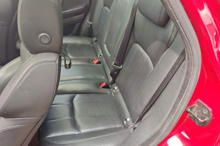 Used Land Rover Range Evoque 2016 2.0T SE Smart Glow Edition Left Rear Seat