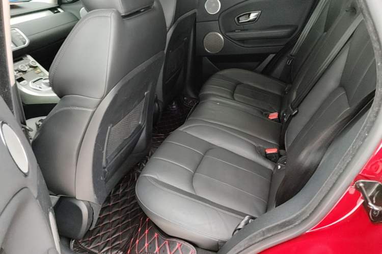 Used Land Rover Range Evoque 2016 2.0T SE Smart Glow Edition Left Rear Seat