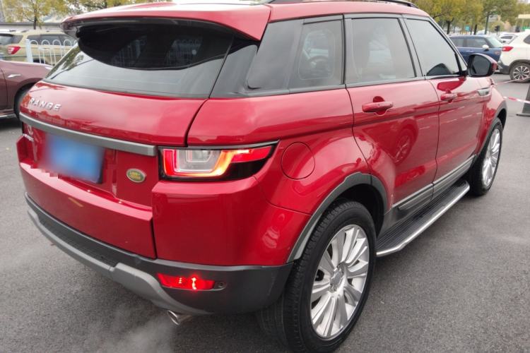 Used Land Rover Range Evoque 2016 2.0T SE Smart Glow Edition Rear Right 45 Deg