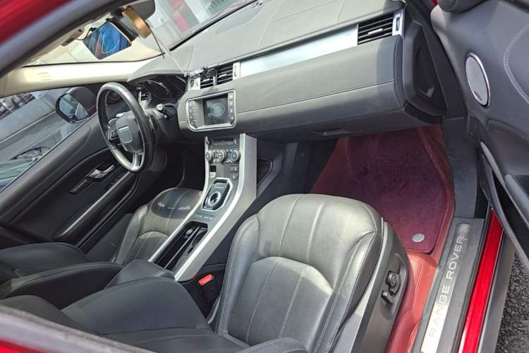 Used Land Rover Range Evoque 2016 2.0T SE PLUS Smart Enjoyment Edition Right Front Seat