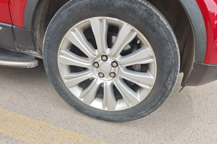 Used Land Rover Range Evoque 2016 2.0T SE Smart Glow Edition Right Front Wheel Hub