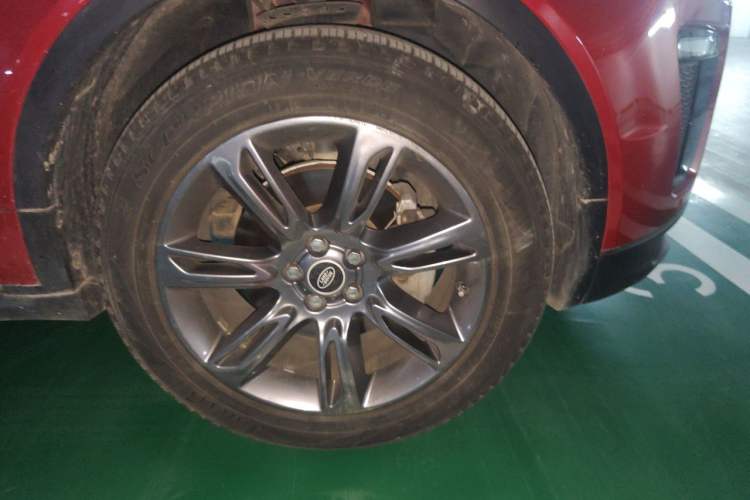 Used Land Rover Range Evoque 2016 2.0T SE PLUS Smart Enjoyment Edition Right Front Wheel Hub