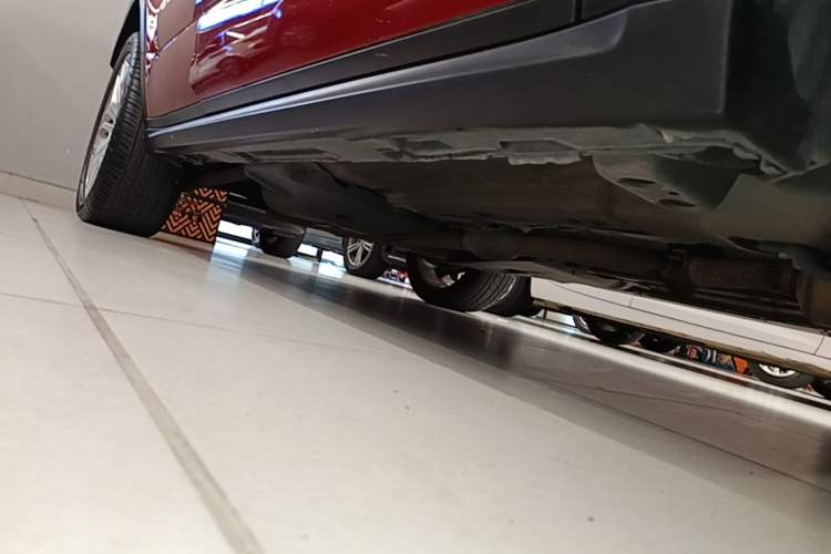 Used Land Rover Range Evoque 2016 2.0T HSE DYNAMIC All-Wheel Drive Edition Right Side Sill