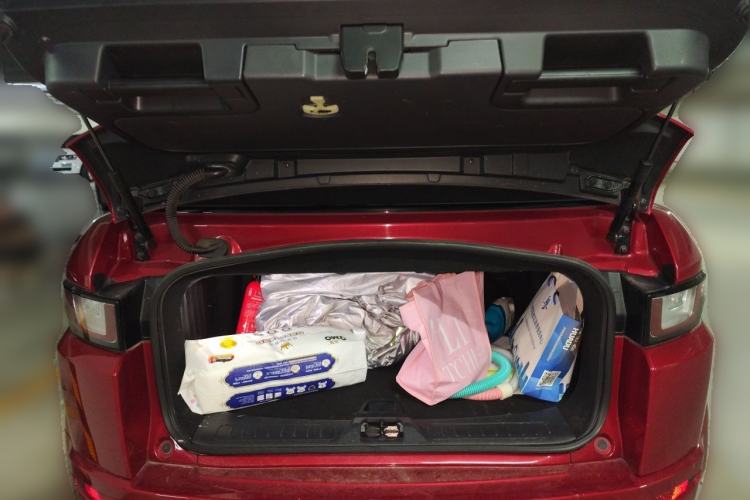 Used Land Rover Range Evoque 2016 2.0T Convertible Trunk