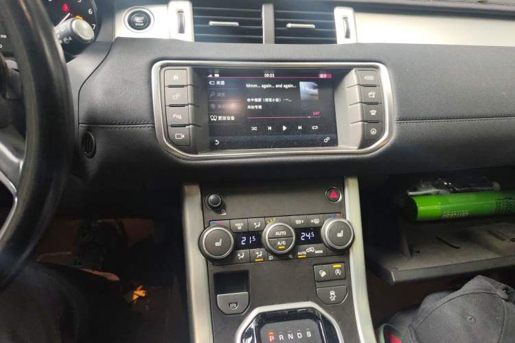 Used Land Rover Range Evoque 2016 2.0T SE PLUS Smart Enjoyment Edition Audio And AC Panel