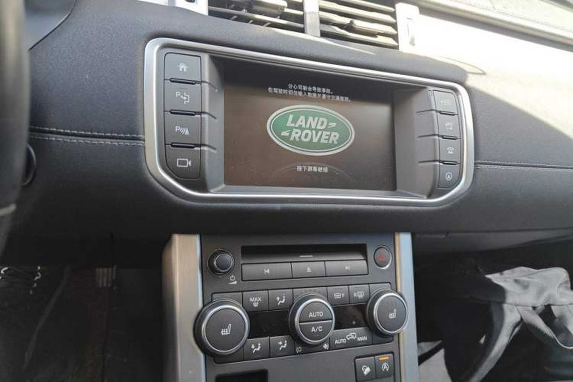 Used Land Rover Range Evoque 2016 2.0T SE PLUS Smart Enjoyment Edition Audio And AC Panel