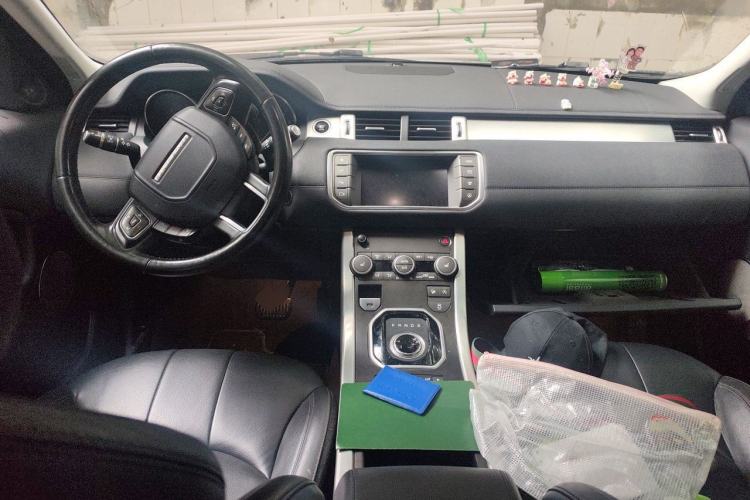 Used Land Rover Range Evoque 2016 2.0T SE PLUS Smart Enjoyment Edition Center Console
