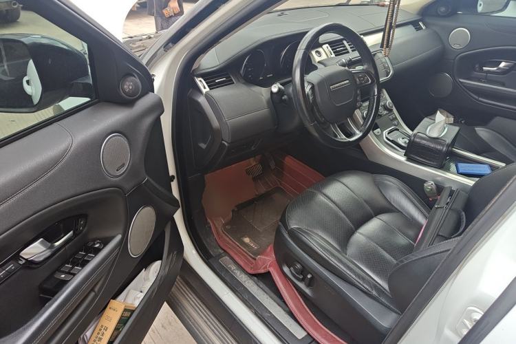 Used Land Rover Range Evoque 2016 2.0T SE PLUS Smart Enjoyment Edition Driver Seat
