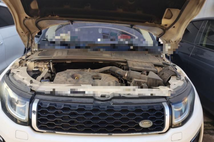 Used Land Rover Range Evoque 2016 2.0T SE Smart Glow Edition Engine Bay