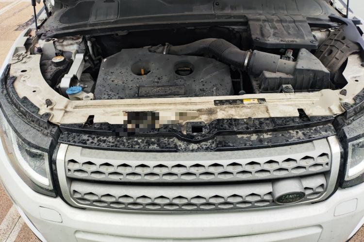 Used Land Rover Range Evoque 2016 2.0T SE Smart Glow Edition Engine Bay