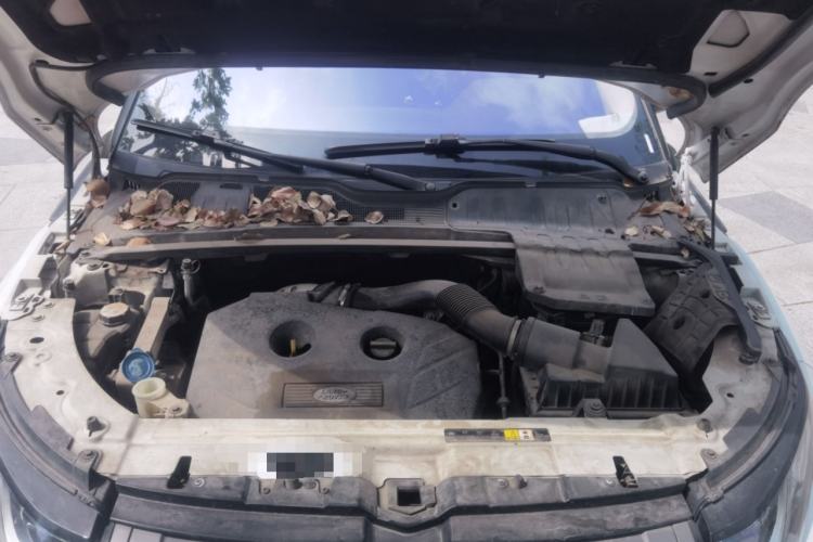 Used Land Rover Range Evoque 2016 2.0T PURE Style Edition Engine Bay