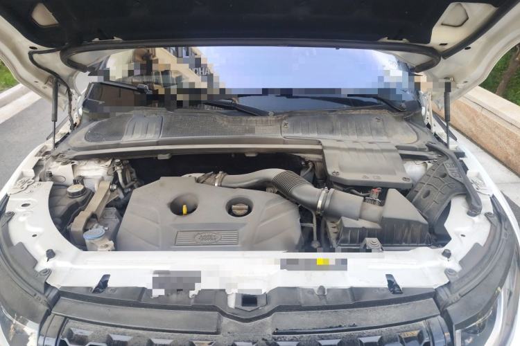 Used Land Rover Range Evoque 2016 2.0T SE Smart Glow Edition Engine Bay