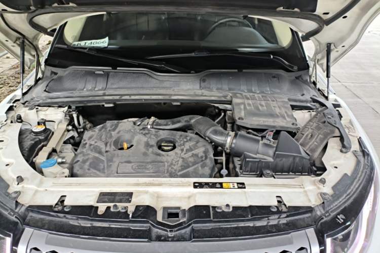 Used Land Rover Range Evoque 2016 2.0T PURE Style Edition Engine Bay