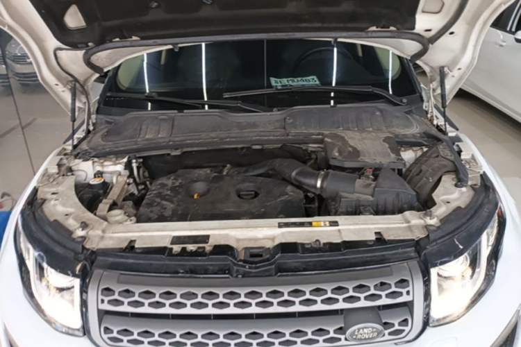 Used Land Rover Range Evoque 2016 2.0T PURE Style Edition Engine Bay