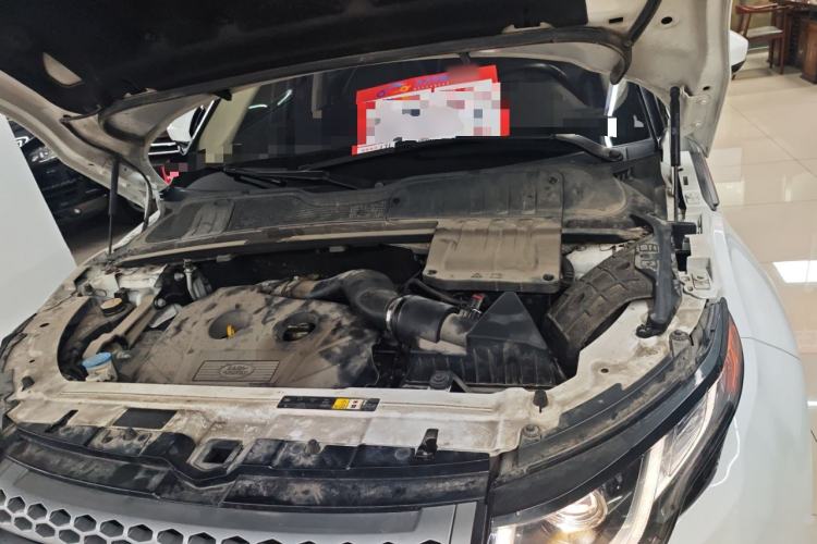Used Land Rover Range Evoque 2016 2.0T PURE Style Edition Engine Bay