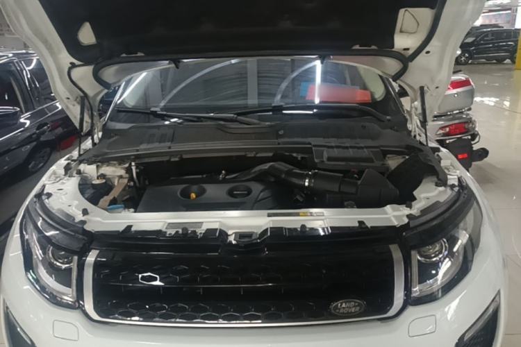 Used Land Rover Range Evoque 2016 2.0T SE PLUS Smart Enjoyment Edition Engine Bay