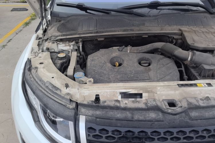 Used Land Rover Range Evoque 2016 2.0T SE PLUS Smart Enjoyment Edition Engine Bay Right