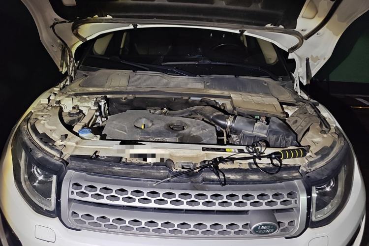 Used Land Rover Range Evoque 2016 2.0T SE Smart Glow Edition Engine Bay