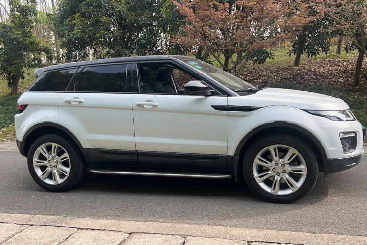 Used Land Rover Range Evoque 2016 2.0T SE PLUS Smart Enjoyment Edition Exterior 2