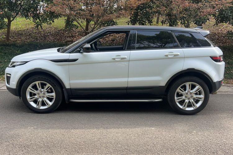 Used Land Rover Range Evoque 2016 2.0T SE PLUS Smart Enjoyment Edition Exterior 3