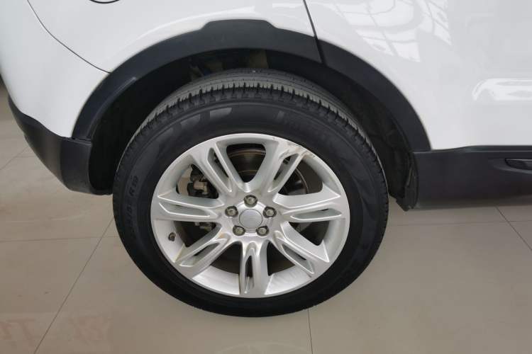 Used Land Rover Range Evoque 2016 2.0T SE PLUS Smart Enjoyment Edition Exterior 5
