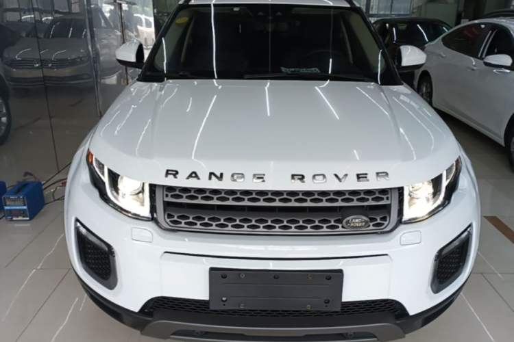 Used Land Rover Range Evoque 2016 2.0T PURE Style Edition Front