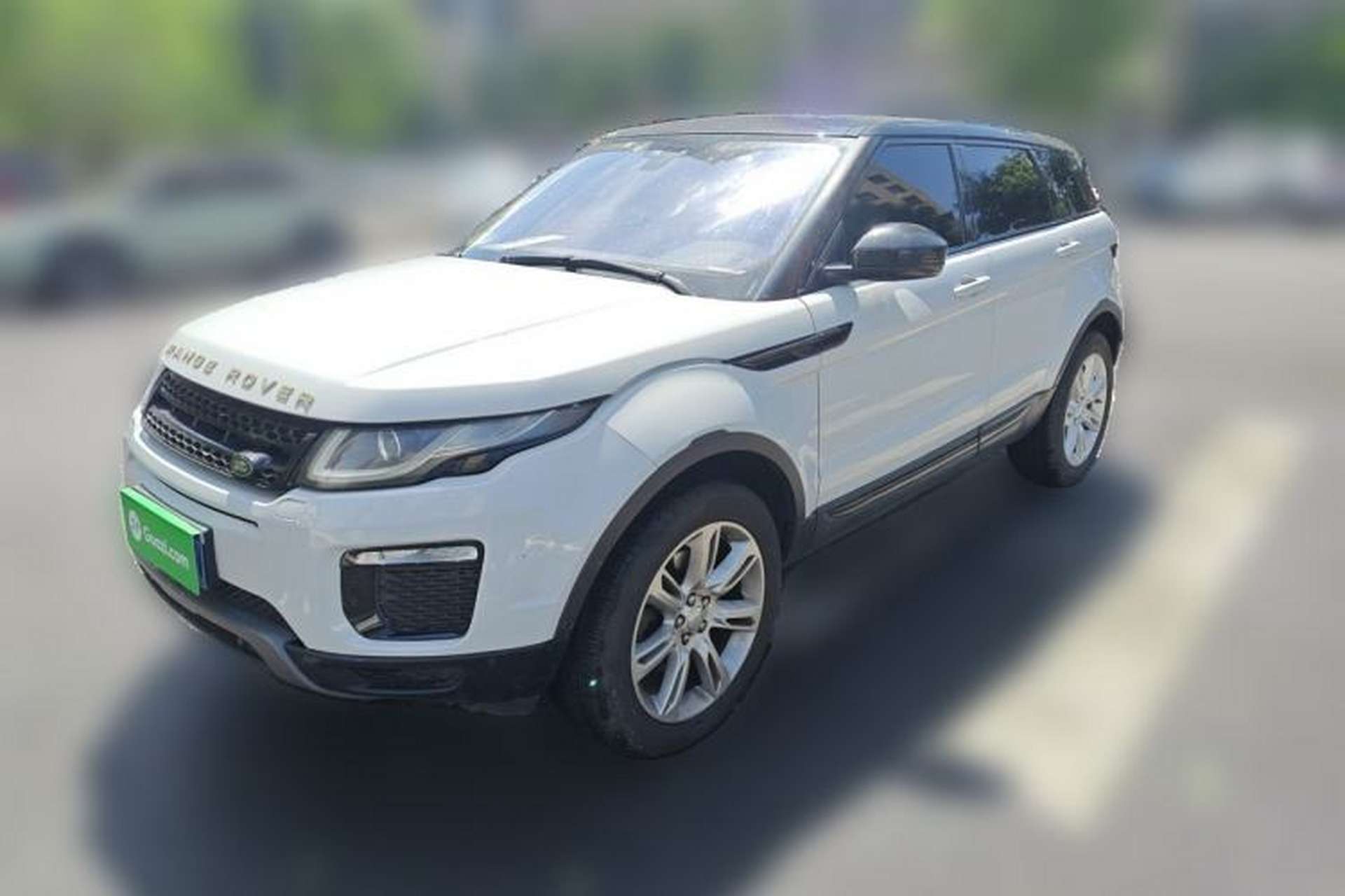Used Land Rover Range Evoque 2016 2.0T SE PLUS Smart Enjoyment Edition Front Left 45 Deg