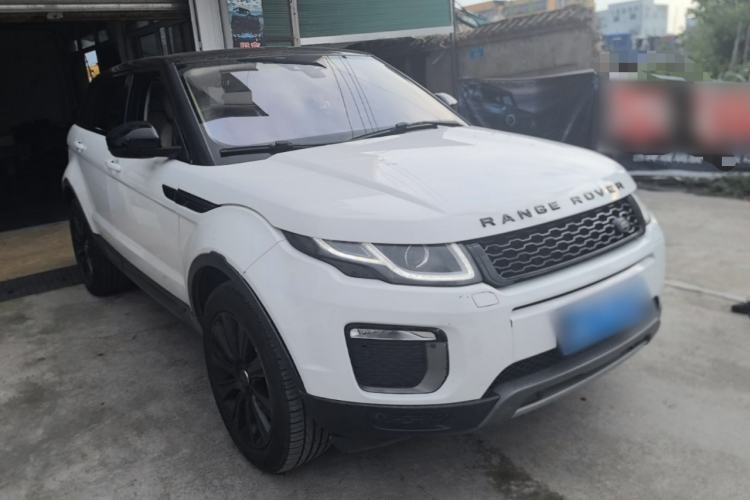 Used Land Rover Range Evoque 2016 2.0T SE Smart Glow Edition Front Right 45 Deg