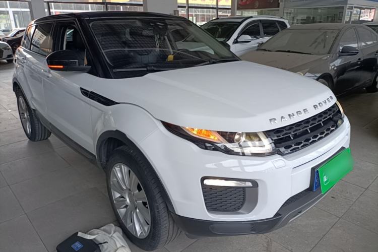 Used Land Rover Range Evoque 2016 2.0T SE Smart Glow Edition Front Right 45 Deg