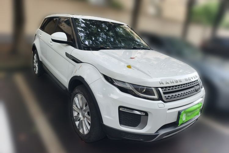 Used Land Rover Range Evoque 2016 2.0T SE Smart Glow Edition Front Right 45 Deg