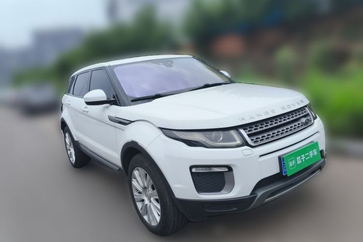 Used Land Rover Range Evoque 2016 2.0T SE Smart Glow Edition Front Right 45 Deg