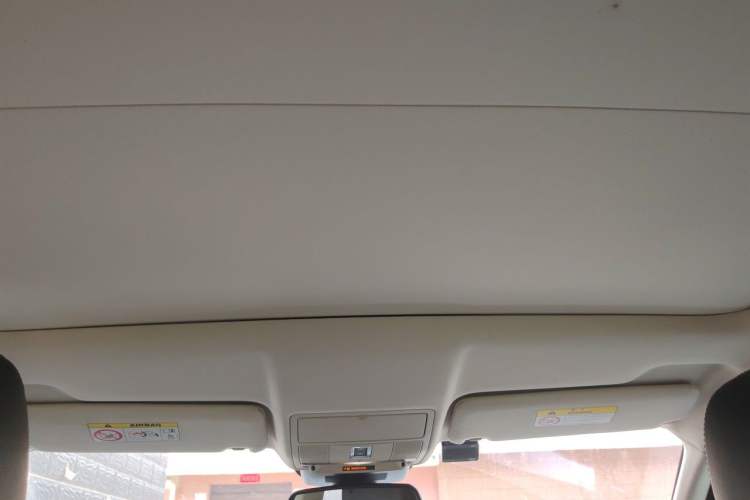 Used Land Rover Range Evoque 2016 2.0T SE Smart Glow Edition Headliner