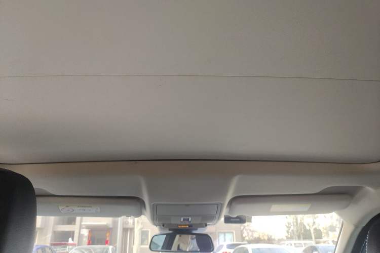 Used Land Rover Range Evoque 2016 2.0T PURE Style Edition Headliner