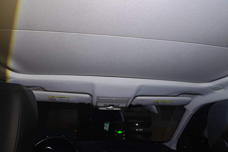 Used Land Rover Range Evoque 2016 2.0T SE Smart Glow Edition Headliner