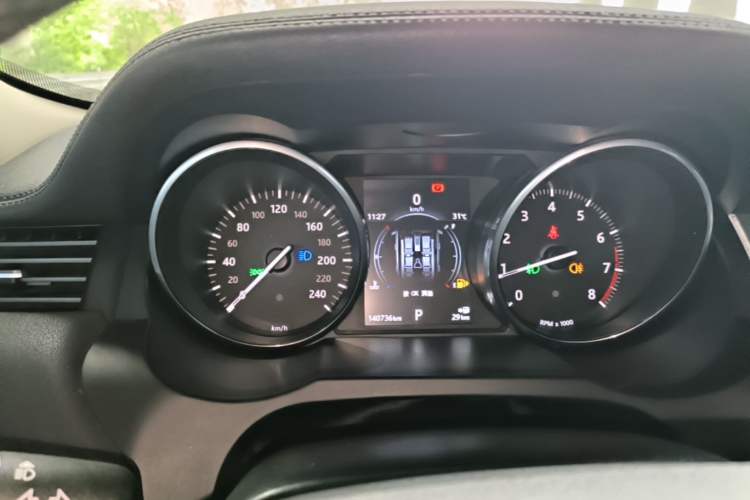 Used Land Rover Range Evoque 2016 2.0T PURE Style Edition Instrument Cluster