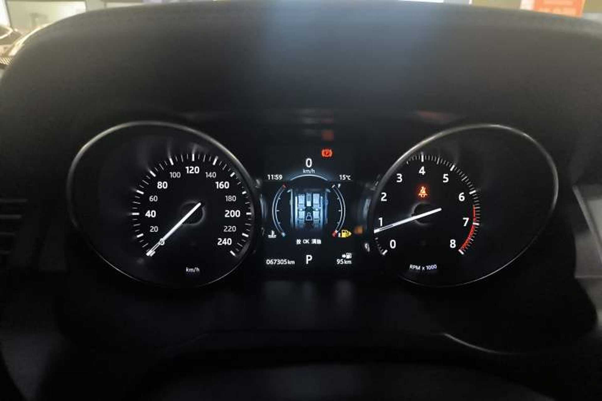 Used Land Rover Range Evoque 2016 2.0T SE Smart Glow Edition Instrument Cluster
