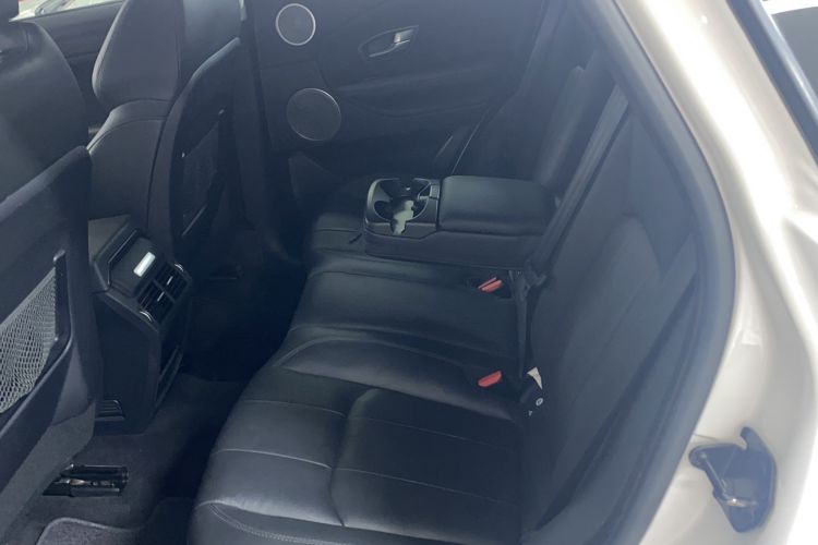 Used Land Rover Range Evoque 2016 2.0T PURE Style Edition Interior 1
