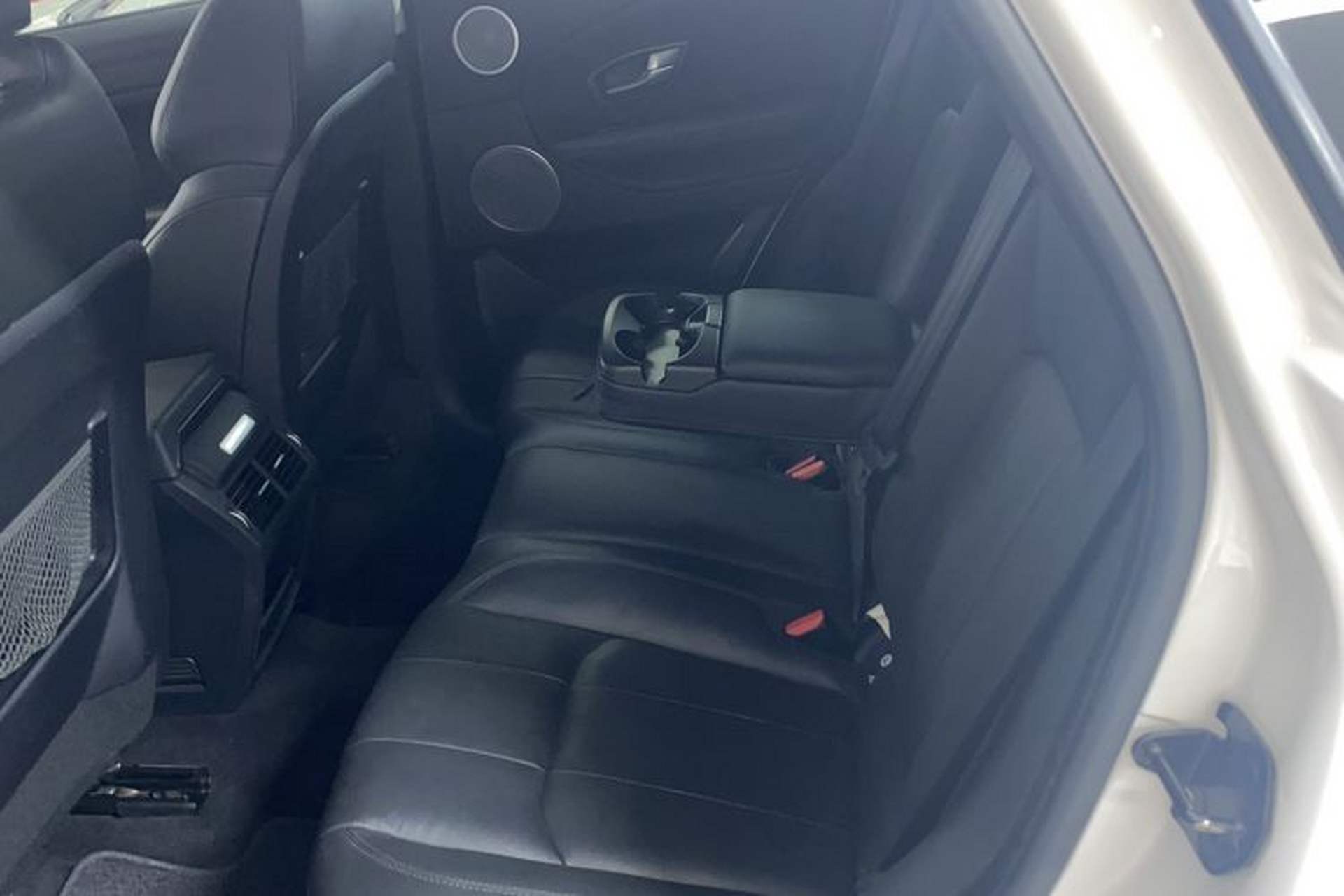 Used Land Rover Range Evoque 2016 2.0T PURE Style Edition Interior 1