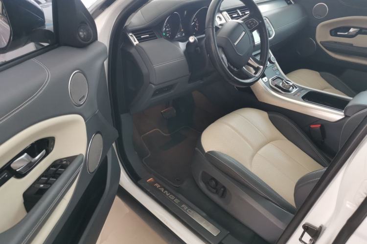 Used Land Rover Range Evoque 2016 2.0T SE PLUS Smart Enjoyment Edition Left Front Seat