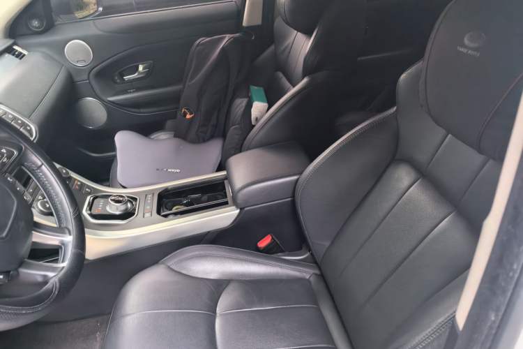Used Land Rover Range Evoque 2016 2.0T SE Smart Glow Edition Left Front Seat