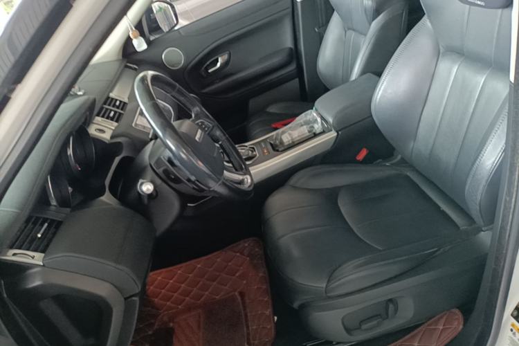 Used Land Rover Range Evoque 2016 2.0T SE Smart Glow Edition Left Front Seat