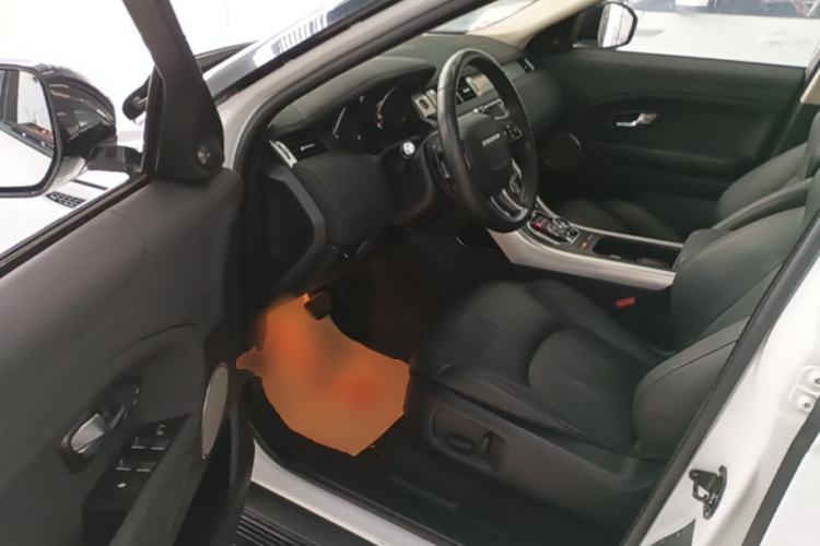 Used Land Rover Range Evoque 2016 2.0T PURE Style Edition Left Front Seat
