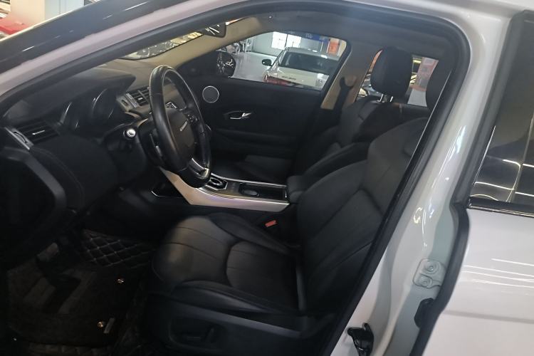 Used Land Rover Range Evoque 2016 2.0T SE Smart Glow Edition Left Front Seat