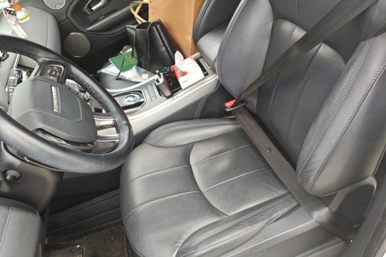 Used Land Rover Range Evoque 2016 2.0T SE Smart Glow Edition Left Front Seat