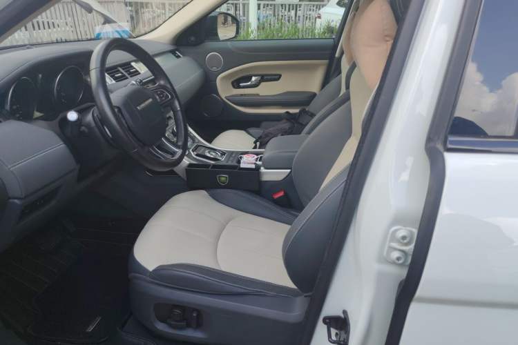 Used Land Rover Range Evoque 2016 2.0T SE PLUS Smart Enjoyment Edition Left Front Seat