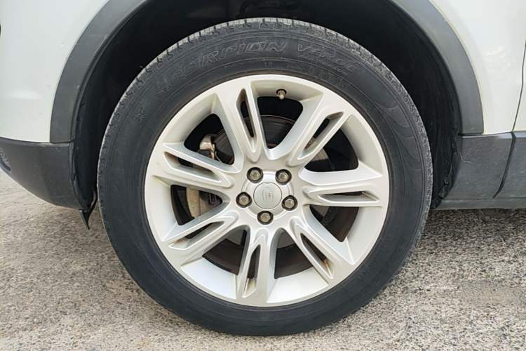 Used Land Rover Range Evoque 2016 2.0T SE PLUS Smart Enjoyment Edition Left Front Wheel Hub