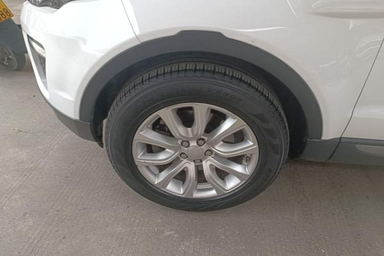 Used Land Rover Range Evoque 2016 2.0T PURE Style Edition Left Front Wheel Hub